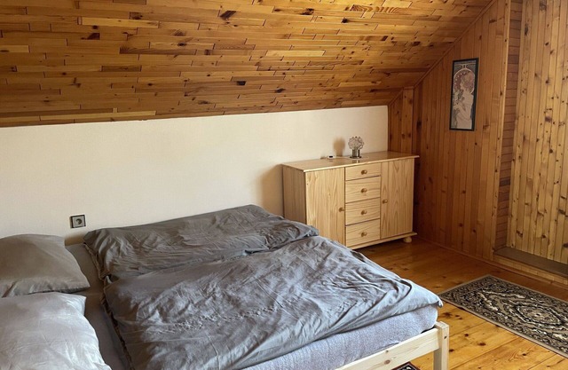 Wonderful private villa for 6 guests with WIFI, balcony and pets allowed