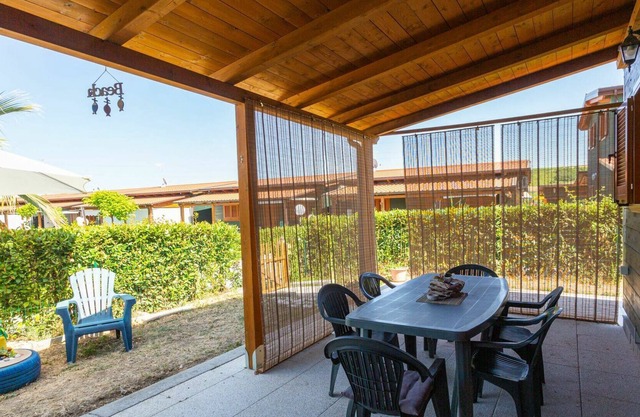 Schönes alleinstehendes Ferienhaus mit Klimaanlage, W-LAN, TV, Haustiere erlaubt, Parkplatz