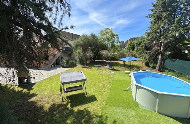 Schönes alleinstehendes Ferienhaus mit privatem Pool, W-LAN, Klimaanlage, Parkplatz, bei Pisa