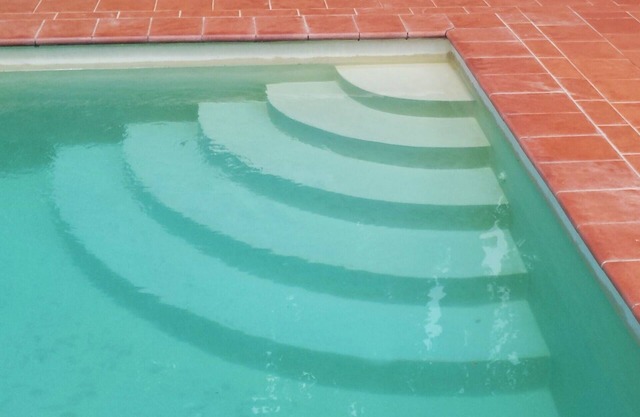 Alleinstehendes Ferienhaus mit W-LAN, privatem Pool, TV, Terrasse, Panoramablick, Parkplatz