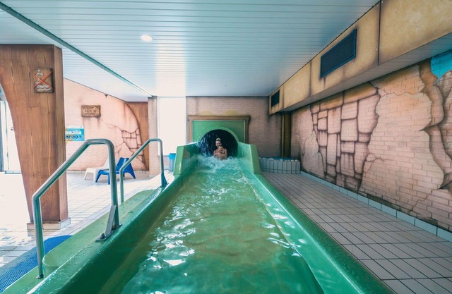 Wunderbares alleinstehendes Ferienhaus mit W-LAN, Pool, TV, Terrasse und Parkplatz