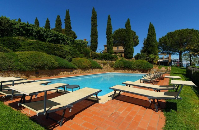 Wunderbares alleinstehendes Ferienhaus mit W-LAN, privatem Pool, TV, Parkplatz, bei Montepulciano