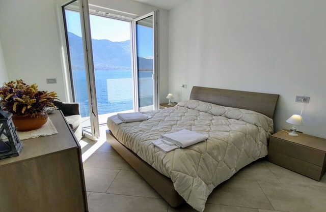 Wunderbares alleinstehendes Ferienhaus mit W-LAN, Klimaanlage, TV, Terrasse und Parkplatz