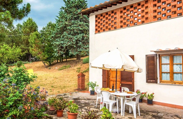 Wunderbares alleinstehendes Ferienhaus mit W-LAN, TV, Haustiere erlaubt und Parkplatz
