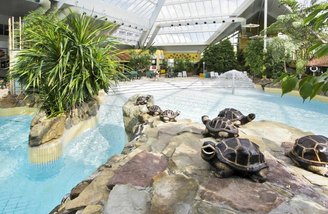 Wunderbares alleinstehendes Ferienhaus für 8 Leute mit W-LAN, Pool, TV und Parkplatz