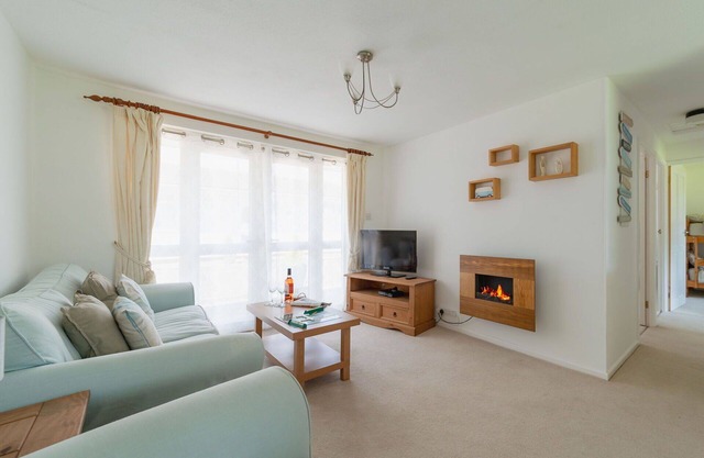 Wonderful private villa for 8 guests with WIFI, TV, patio and parking