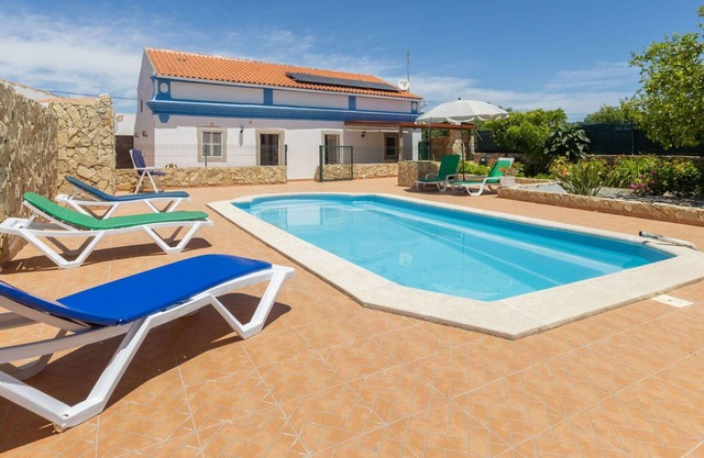 Wonderful private villa for 6 guests with WIFI, private pool, A/C, TV, terrace and parking