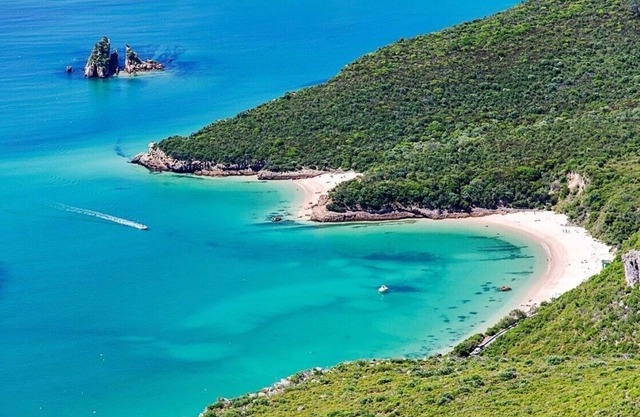 Wunderbares Zimmer mit Blick auf das Meer und die Berge-Setúbal