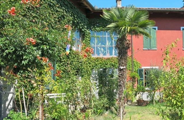 Wonderful villa for 2 guests with WIFI, A/C, TV, terrace and parking