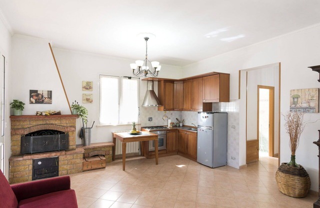 Schönes Ferienhaus für 4 Leute mit W-LAN, TV, Haustiere erlaubt und Parkplatz