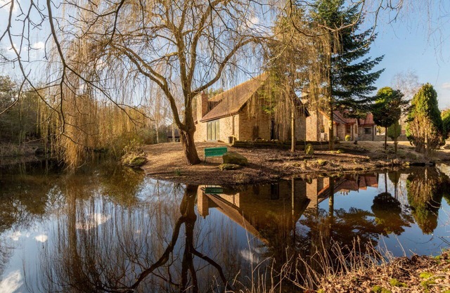 Atemberaubendes Ferienhaus für 4 Gäste mit W-LAN und Parkplatz