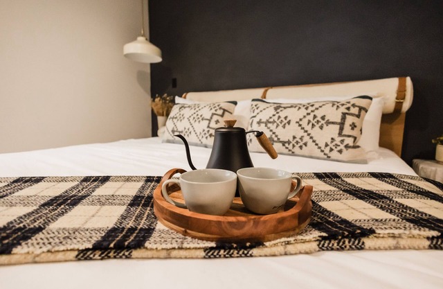 Wonderstone Hotel - Single King ADA Guest Room