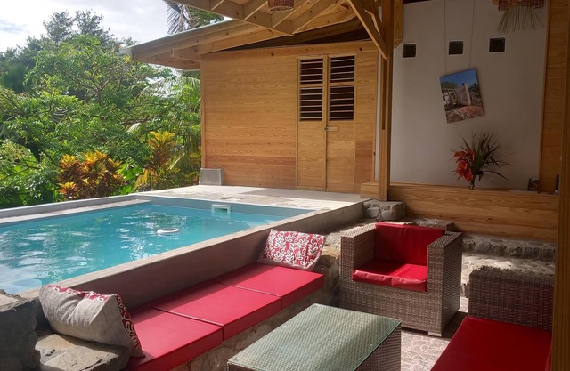 Mango Riverside Cottage