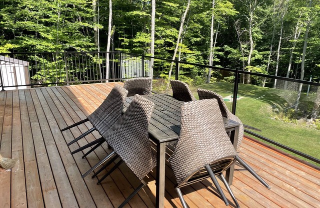 Wood is Great - Owl's Head Chalet and Spa