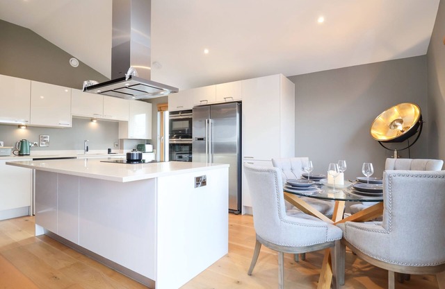 Woodbridge Penthouse