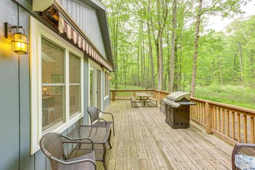 Wooded Country Home with Spacious Deck in Farwell!