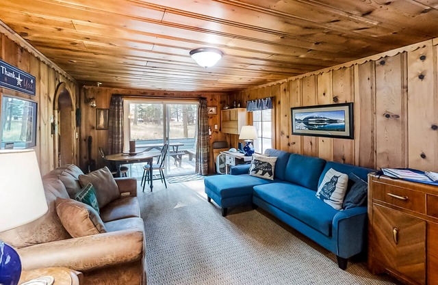 Woodland Cabin w/ Fenced Backyard, Deck, Front Porch & WiFi - Dogs Welcome