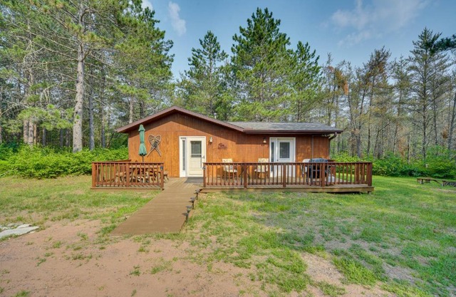 Woodland Cabin with Fishing, ATV and Snowmobile Trails