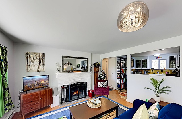 Woodland Garden | Fireplace, Backyard & Hot Tub | 15 Minutes to Wine Country