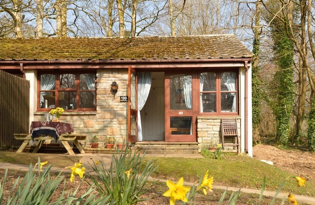 Woodland Holiday Cottage, in der Nähe von St. Ives, beheiztes Hallenbad