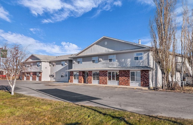 Woodland Inn Meadow Lake