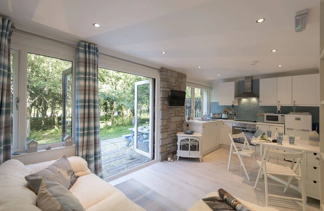 WOODLAND RETREAT
