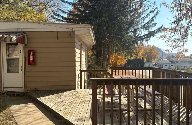 Woodlands Retreat next to the Mississippi River