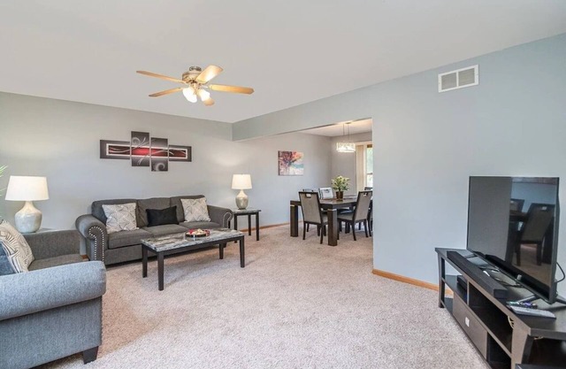 Woodridge FHS Rental
