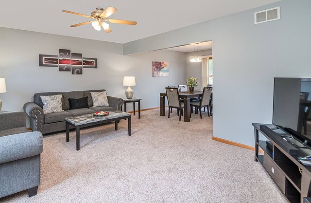 Woodridge Rental