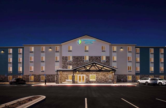 Woodspring Suites Corona