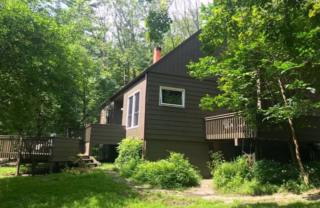 Woodstock Abgeschiedenes Mid-Century Haus in Byrdcliffe