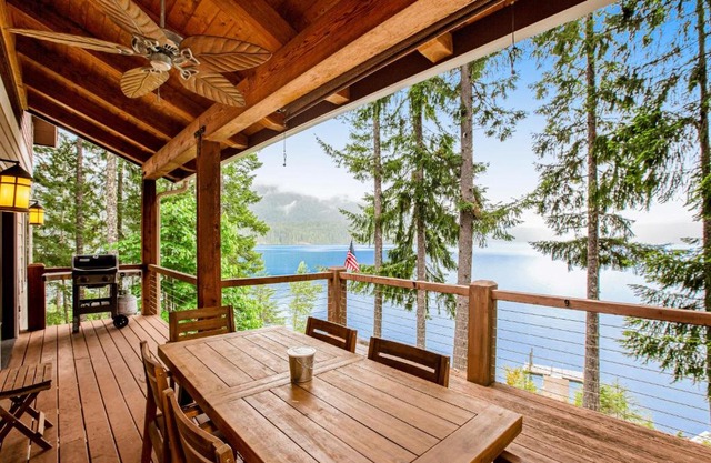 Woodstone Cabin
