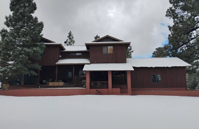 Working Ranch Home 100% off the grid in Williams, AZ