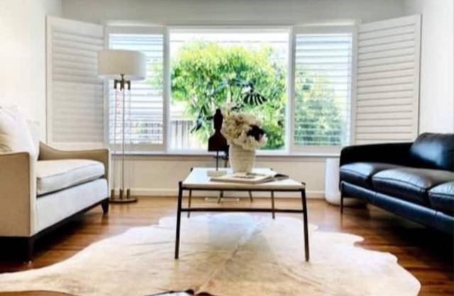Wow! Beautiful house at Great Location, Much Bigger and Better than A Hotel!