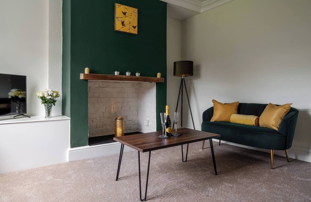 Wrea Cottage | Wi-Fi Parking, near Ribby Hall