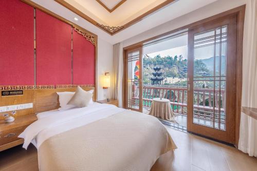 Wushiju丨Zhenyuan Ancient City Riverside B&B