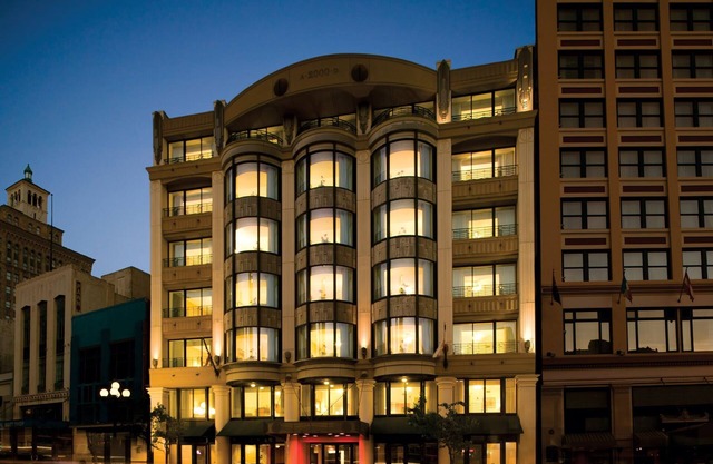 Wyndham Harbour Lights | Two Studio Suites