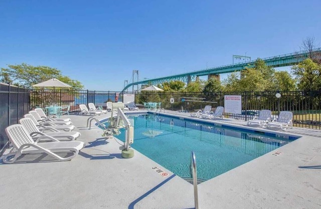 Wyndham Newport Overlook | 2BR/2BA King Bed Suite