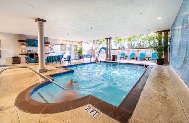 Wyndham Peacock Suites - Spacious 1 Bedroom
