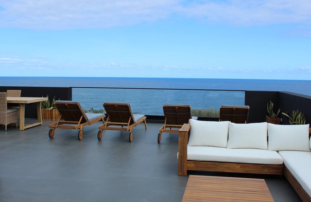 Xhale Azores