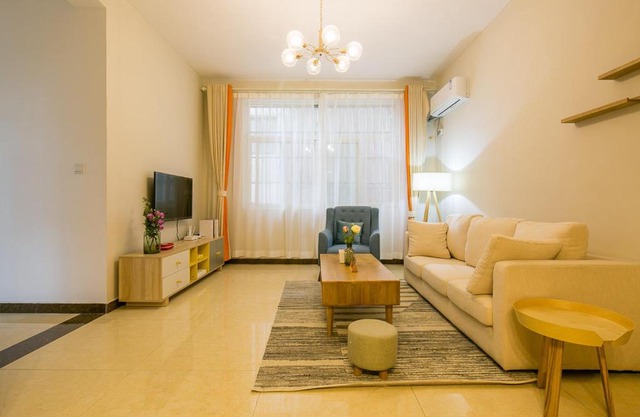 Xi'an Lianhu·Longshou Business Circle· Locals Apartment 00154940