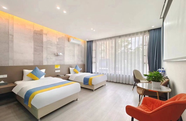Xian Feng Hotel - Tianfu International Airport Branch