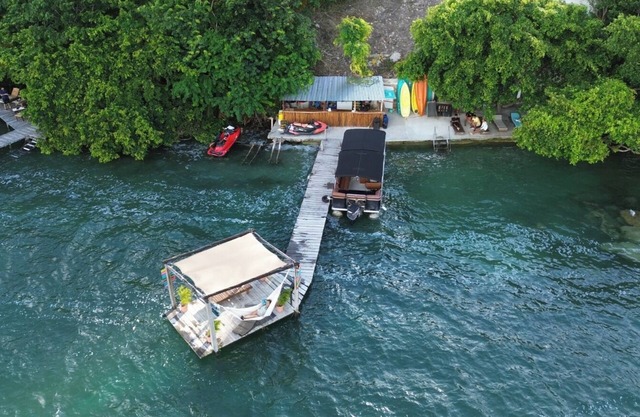 XO Frente Laguna Bacalar -Gratis Kayyaks