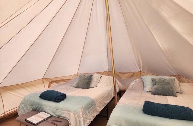 #Y4 Aurora Haven Yurt- 2 Dbl beds- No pets please