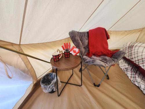 #Y5 Lumberjack Lounge Yurt