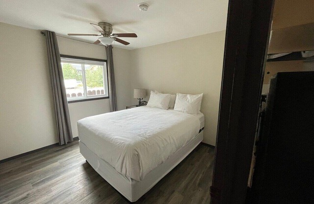Yam 14 - 1 Bedroom with Queen