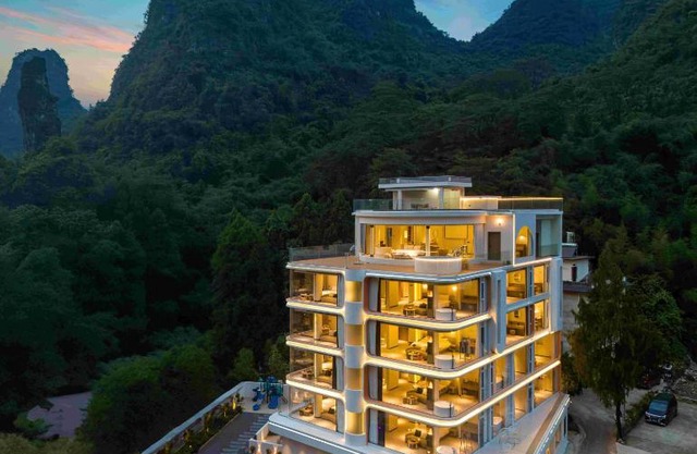 Yangshuo Cloud Retreat