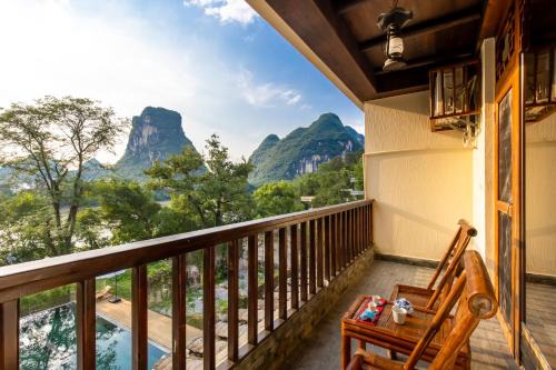 Yangshuo River Lodge Hotel - Airport or TS Free pick up over 4 nights