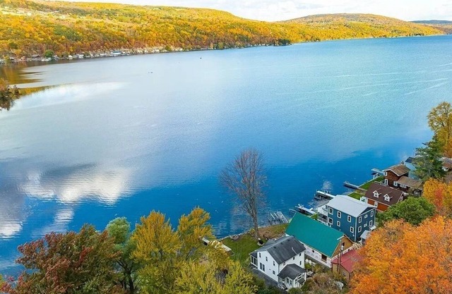 Year-round, beautiful lake front home on Canandaigua Lake. 20-min to Ski Resorts