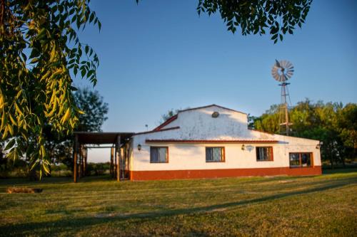 Yellow Cardinal Lodge